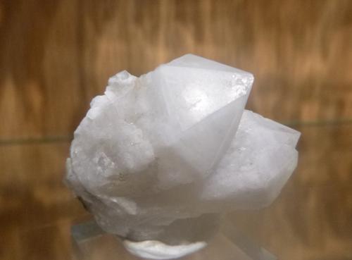 Quartz<br />Senhora da Assunção Mine, Aldeia Nova, Ferreira de Aves, Sátão, Viseu District, Portugal<br />40 mm x 48 mm x 24 mm<br /> (Author: franjungle)