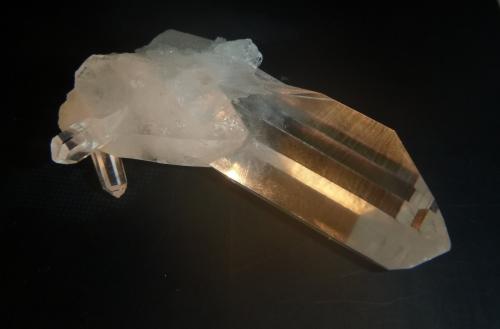 Quartz<br />Segovia, Nordeste, Departamento Antioquia, Colombia<br />40mm x 68mm x 26mm<br /> (Author: franjungle)