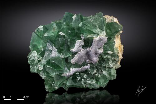 Fluorite<br />Fotang, Yiwu, Jinhua Prefecture, Zhejiang Province, China<br />142 x 104 mm<br /> (Author: Manuel Mesa)