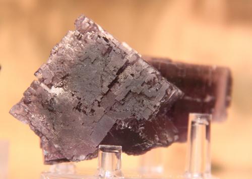 Fluorite<br />La Viesca Mine, La Collada mining area, Huergo, Siero, Comarca Oviedo, Principality of Asturias (Asturias), Spain<br />Main crystal: 40mm x 40mm x 40mm<br /> (Author: franjungle)