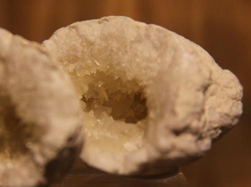 Calcite<br />Tunisia<br />62mm x 48mm x 55mm<br /> (Author: franjungle)