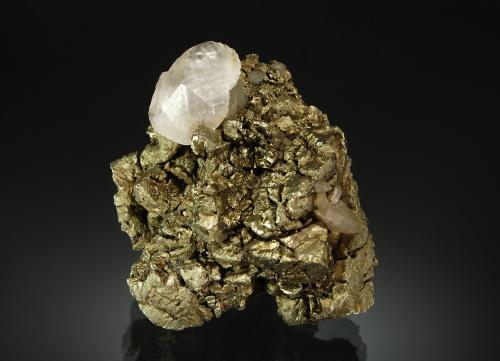 Chalcopyrite<br />Second Sovetskii Mine, Dalnegorsk, Dalnegorsk Urban District, Primorsky Krai, Russia<br />5.0 x 5.6 cm.<br /> (Author: crosstimber)