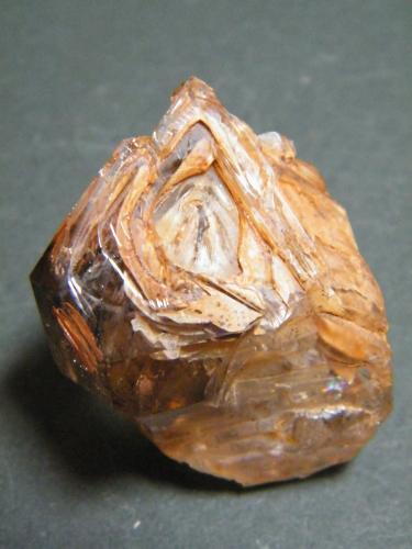 Quartz<br />Montes Goboboseb, Zona Brandberg, Región Erongo, Namibia<br />33mm x 40mm x 28mm<br /> (Author: Heimo Hellwig)