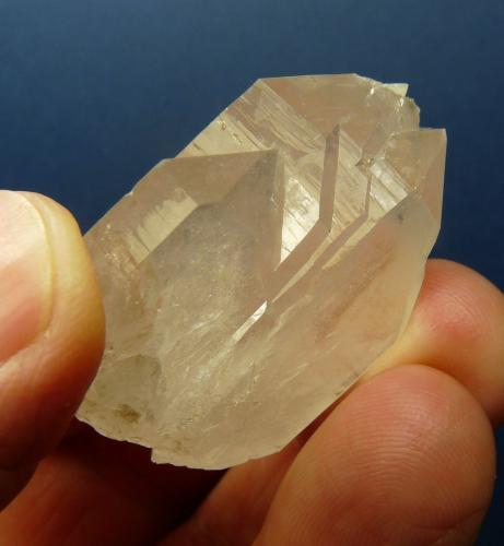 Quartz<br />Villiersdorp, Theewaterskloof, Overberg, Western Cape, South Africa<br />43 x 34 x 18 mm<br /> (Author: Pierre Joubert)