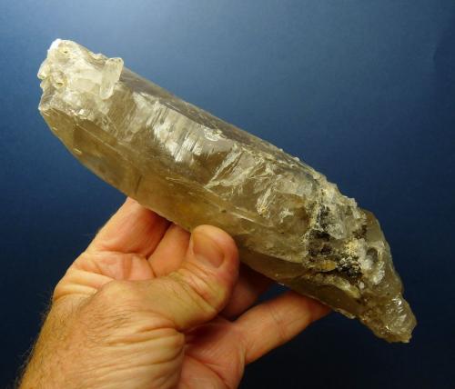 Quartz<br />Villiersdorp, Theewaterskloof, Overberg, Western Cape, Sudáfrica<br />190 x 48 x 42 mm<br /> (Author: Pierre Joubert)