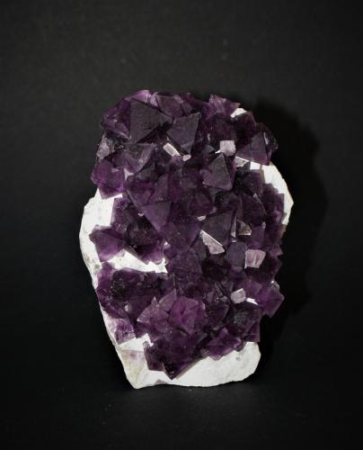 Fluorite<br />De'an Mine, Wushan, De'an, Jiujiang Prefecture, Jiangxi Province, China<br />85mm x 60mm x 30mm<br /> (Author: Philippe Durand)
