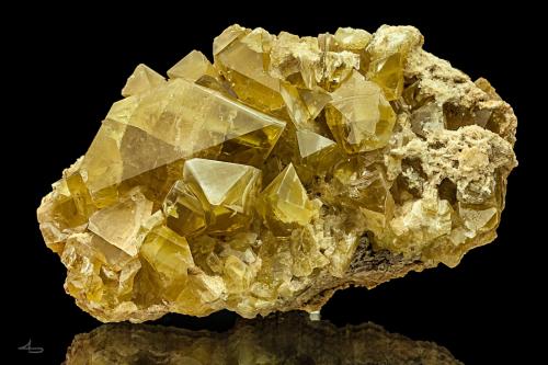 Baryte<br />Rio Bacchera Quarry, Nuxis, Sud Sardegna Province, Sardinia/Sardegna, Italy<br />13,5 x 7,5 x 5,0 cm<br /> (Author: Niels Brouwer)