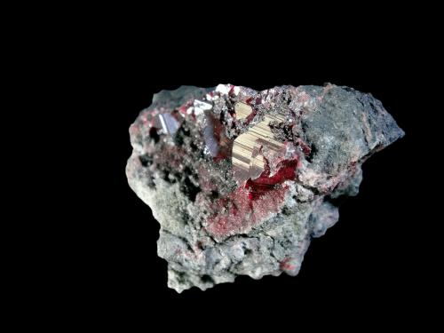 Cinabrio<br />Mina Las Cuevas, Almadén, Comarca Valle de Alcudia, Ciudad Real, Castilla-La Mancha, España<br />4 x 3 cm.<br /> (Autor: Antonio P. López)