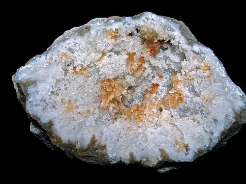 Baryte and Dolomite on Quartz<br />Harrodsburg area, Clear Creek Township, Monroe County, Indiana, USA<br /><br /> (Author: Bob Harman)