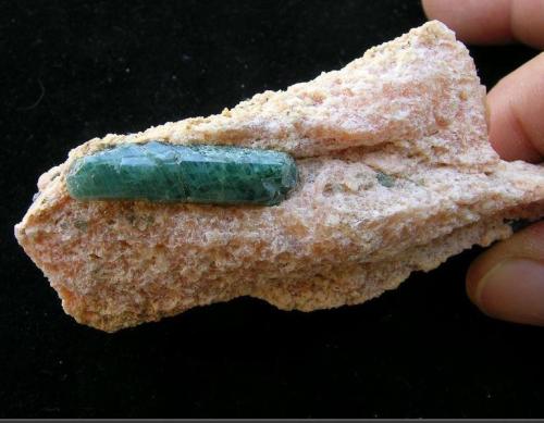 Fluorapatito<br />Slyudyanka (Sludyanka), Lake Baikal area, Irkutsk Oblast, Zabaykalsky Krai, Russia<br />9x5 cm<br /> (Autor: nimfiara)