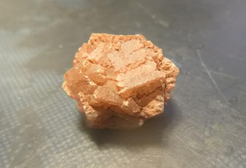 Aragonite<br />Keuper outcrop, Los Frailes, Luzón, Comarca Señorío de Molina-Alto Tajo, Guadalajara, Castilla-La Mancha, Spain<br />30mm x 28mm x 24mm<br /> (Author: franjungle)