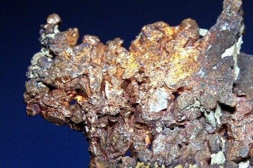 Cobre<br />Corta Santa Bárbara, Minas de Herrerías, Puebla de Guzmán, Comarca El Andévalo, Huelva, Andalucía, España<br />Campo de visión 2,8 cm.<br /> (Autor: Antonio P. López)