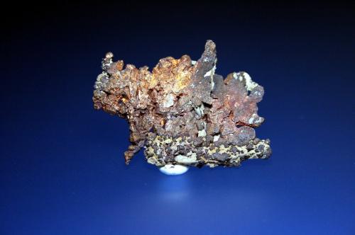 Cobre<br />Corta Santa Bárbara, Minas de Herrerías, Puebla de Guzmán, Comarca El Andévalo, Huelva, Andalucía, España<br />4 x 3 cm.<br /> (Autor: Antonio P. López)