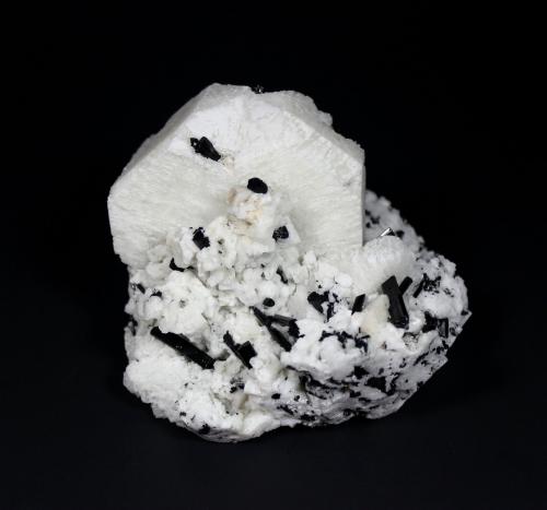 Microcline, Schorl<br />Shigar Valley, Shigar District, Gilgit-Baltistan (Northern Areas), Pakistan<br />137 mm x 115 mm x 82 mm<br /> (Author: Don Lum)