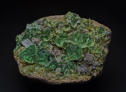Fluorite, Galena<br />Rogerley Mine, Frosterley, Weardale, North Pennines Orefield, County Durham, England / United Kingdom<br />11.1 x 8.2 cm<br /> (Author: am mizunaka)
