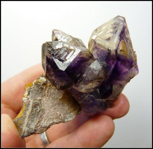 Quartz<br />Goboboseb Mountains, Brandberg area, Erongo Region, Namibia<br />77 x 65 x 44 mm<br /> (Author: Pierre Joubert)