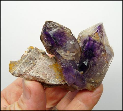 Quartz<br />Montes Goboboseb, Zona Brandberg, Región Erongo, Namibia<br />77 x 65 x 44 mm<br /> (Author: Pierre Joubert)