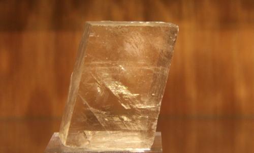 Calcite<br />Hunan Province, China<br />35mm x 44mm x 40mm<br /> (Author: franjungle)
