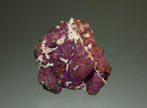 Heterosite<br />Parker Mountain Mine, Parker Mountain, Strafford, Strafford County, New Hampshire, USA<br />4.3 x 4.5 cm<br /> (Author: crosstimber)