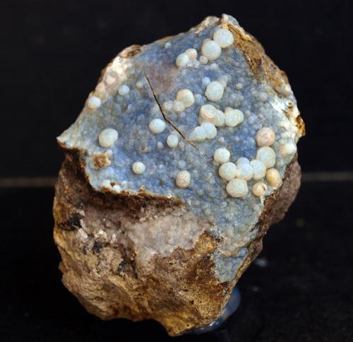 Cuarzo (variedad calcedonia)<br />Volcán Cabezo Negro de Zeneta, Murcia, Comarca Huerta de Murcia, Región de Murcia (Murcia), España<br />6 x 4 cm<br /> (Autor: Pedro Antonio)