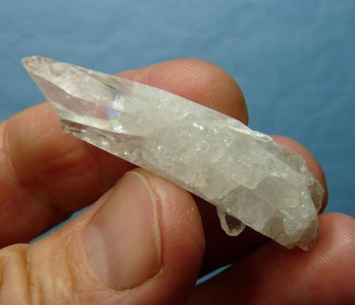 Quartz<br />Ceres, Warmbokkeveld Valley, Ceres, Valle Warmbokkeveld, Witzenberg, Cape Winelands, Western Cape Province, South Africa<br />49 x 16 x 13 mm<br /> (Author: Pierre Joubert)