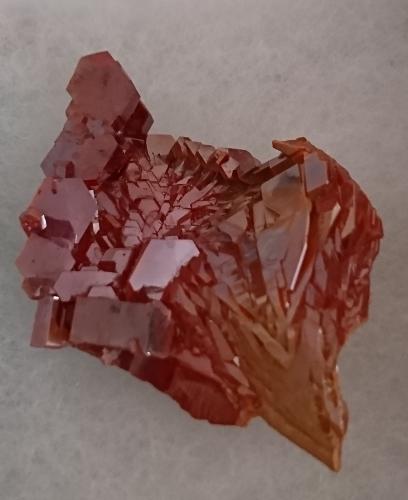 Vanadinite<br />ACF Mine area, Mibladen mining district, Mibladen, Midelt, Midelt Province, Drâa-Tafilalet Region, Morocco<br />5x4 cm. aprox.<br /> (Author: Enrique Llorens)