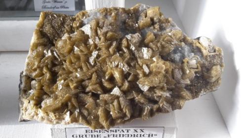 Siderite<br />Friedrich Mine, Schönstein (Steckenstein), Wissen, Flammersfeld, Altenkirchen (Westerwald), Siegerland, Rhineland-Palatinate/Rheinland-Pfalz, Germany<br />15 x 9 cm<br /> (Author: Andreas Gerstenberg)