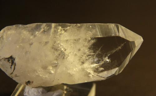 Quartz<br />Peñas Blancas Mine, Municipio San Pablo de Borbur, Western Emerald Belt, Boyacá Department, Colombia<br />32mm x 57mm x 11mm<br /> (Author: franjungle)