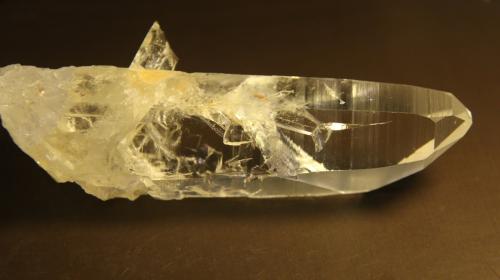 Quartz<br />Mina Peñas Blancas, Municipio San Pablo de Borbur, Cinturón Esmeraldífero Occidental, Departamento Boyacá, Colombia<br />37mm x 108mm x 21mm<br /> (Author: franjungle)