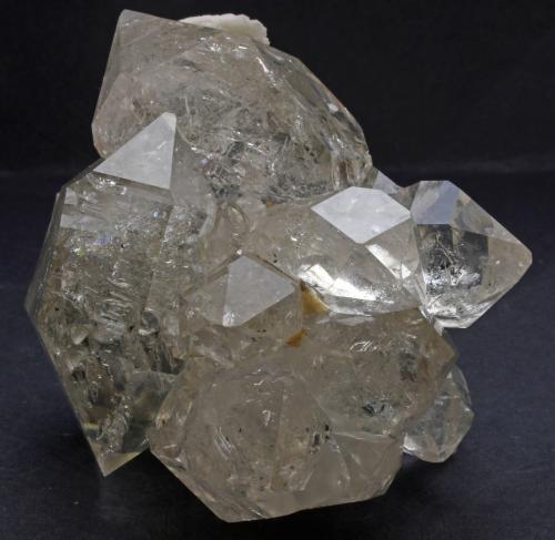 Quartz, Baryte<br />La Cabaña, Berbes mining area, Valdelmar, Berbes, Ribadesella, Comarca Oriente, Principality of Asturias (Asturias), Spain<br />7 x 7 x 7 cm<br /> (Author: James)