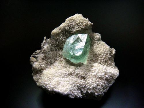 Fluorita y Calcita<br />Mina Xianghualing, Xianghualing, Linwu, Prefectura Chenzhou, Provincia Hunan, China<br />9 x 9 cm.<br /> (Autor: Antonio P. López)