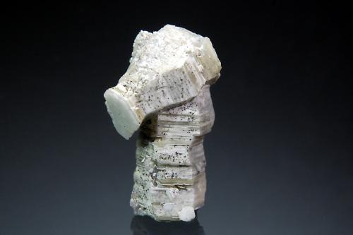 Weloganite<br />Francon Quarry, Montréal, St. Michel District, Jacques Cartier County, Québec, Canada<br />1.4 x 2.3 cm<br /> (Author: crosstimber)