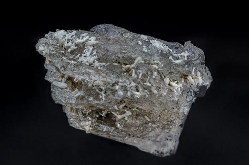Quartz, Stilbite<br />Hollersbach Valley, Hohe Tauern, Salzburg, Austria<br />8.9 x 6.4 cm<br /> (Author: am mizunaka)