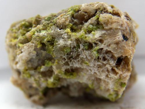 Piromorfita<br />Mina La Vidale (Brezies), Asprières, Saint-Martin de Bouillac, Villefranche-de-Rouergue, Aveyron, Occitanie, Francia<br />36 x 28 x 22 mm<br /> (Autor: José Luis Zamora)