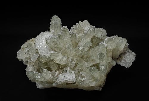 Quartz, Apophyllite<br />Second Sovetskii Mine, Dalnegorsk, Dalnegorsk Urban District, Primorsky Krai, Russia<br />11.4 x 8.4 cm<br /> (Author: am mizunaka)