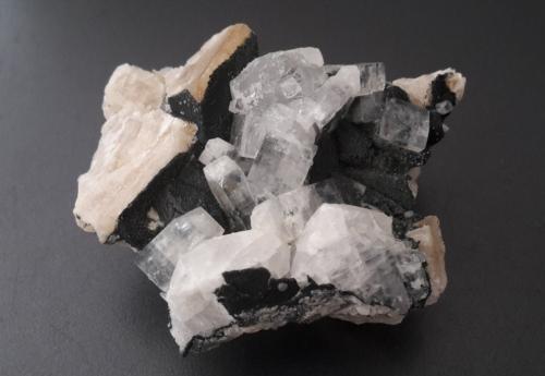 Apophyllite (Series), Calcite, Julgoldite (Series)<br />Andesite Quarry, Kreimbach-Kaulbach, Lauterecken-Wolfstein, Kusel, Rhineland-Palatinate/Rheinland-Pfalz, Germany<br />5 x 4 cm<br /> (Author: Andreas Gerstenberg)