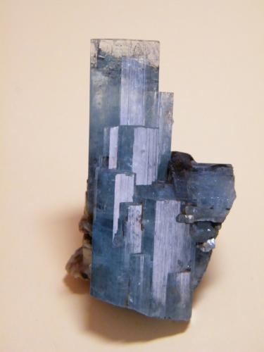 Beryl (variety Aquamarine)<br />Erongo Mountain, Usakos, Erongo Region, Namibia<br />37mm x 65mm x 38mm<br /> (Author: Heimo Hellwig)