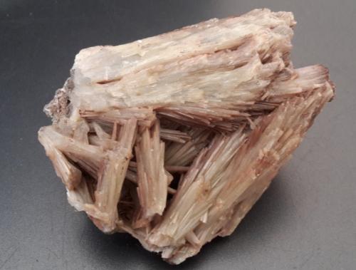 Baryte<br />Abtsberg, Friedrichroda, Gotha District, Thuringia/Thüringen, Germany<br />7 x 5 cm<br /> (Author: Andreas Gerstenberg)