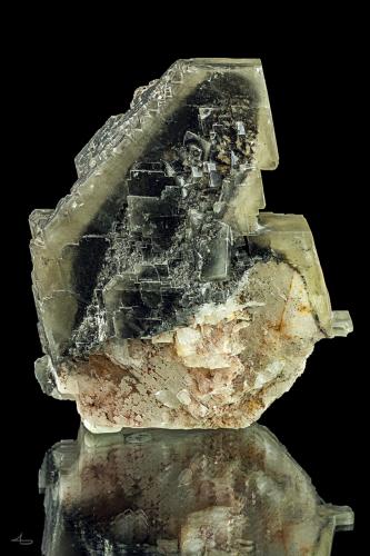 Baryte<br />Bou Nahas Mine, Oumjrane mining area, Alnif Commune, Tinghir Province, Drâa-Tafilalet Region, Morocco<br />11,5 x 9,8 x 4,7 cm<br /> (Author: Niels Brouwer)