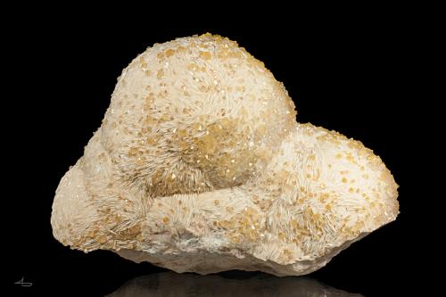 Baryte, Quartz<br />Irhoud Mine, Jebel Irhoud, Youssoufia Province, Marrakesh-Safi Region, Morocco<br />19 x 12 x 9 cm<br /> (Author: Niels Brouwer)