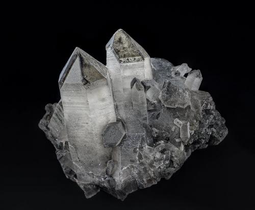 Quartz<br />Minas Gerais, Brazil<br />6.3 x 5.6 cm<br /> (Author: am mizunaka)