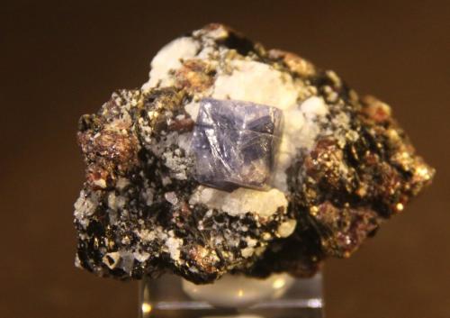 Corundum (variety sapphire)<br />Zazafotsy Quarry, Zazafotsy Commune, Fianarantsoa, Ihosy District, Horombe Region, Fianarantsoa Province, Madagascar<br />46mm x 37mm x 40mm<br /> (Author: franjungle)