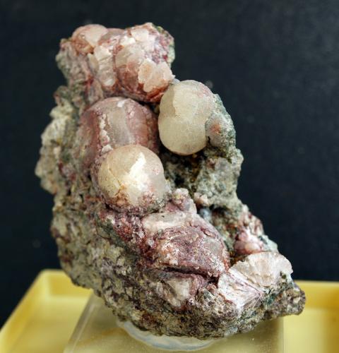 Prehnita<br />Mina María, Minas Baños del Gilico, Cehegín, Comarca Noroeste, Región de Murcia (Murcia), España<br />7 x 4 cm<br /> (Autor: Pedro Antonio)