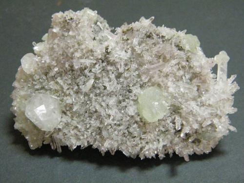 Quartz/Calcite/Prehnite<br />Goboboseb Mountains, Brandberg area, Erongo Region, Namibia<br />87mm x 52mm x 25mm<br /> (Author: Heimo Hellwig)