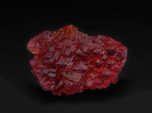 Rhodochrosite<br />Mina N'Chwaning II, Zona minera N'Chwaning, Kuruman, Kalahari manganese field (KMF), Provincia Septentrional del Cabo, Sudáfrica<br />2.3 x 1.7 cm<br /> (Author: am mizunaka)