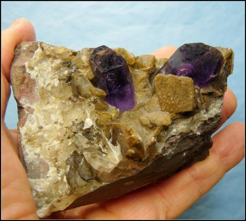 Quartz and Calcite<br />Brandberg area, Erongo Region, Namibia<br />87 x 64 x 54 mm<br /> (Author: Pierre Joubert)