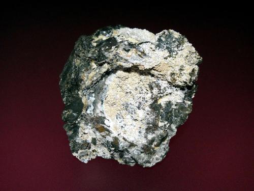 Alumohidrocalcita<br />Turó de Montcada Quarry, Montcada i Reixac, Comarca Vallès Occidental, Barcelona, Catalonia / Catalunya, Spain<br />5 x 5 cm.<br /> (Autor: Antonio P. López)