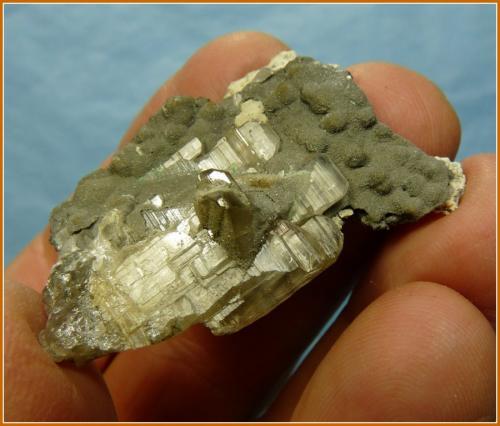 Cerussite<br />Tsumeb Mine, Tsumeb, Otjikoto Region, Namibia<br />46 x 26 x 10 mm<br /> (Author: Pierre Joubert)