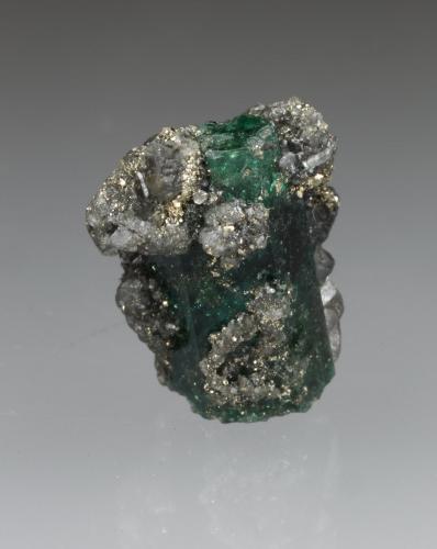 Beryl (variety emerald), Calcite, Pyrite<br />Muzo mining district, Western Emerald Belt, Boyacá Department, Colombia<br />xl=16x8mm<br /> (Author: Fiebre Verde)