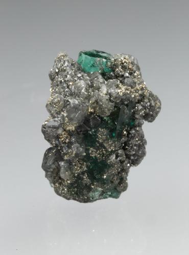 Beryl (variety emerald), Calcite, Pyrite<br />Muzo mining district, Western Emerald Belt, Boyacá Department, Colombia<br />xl=16x8mm<br /> (Author: Fiebre Verde)